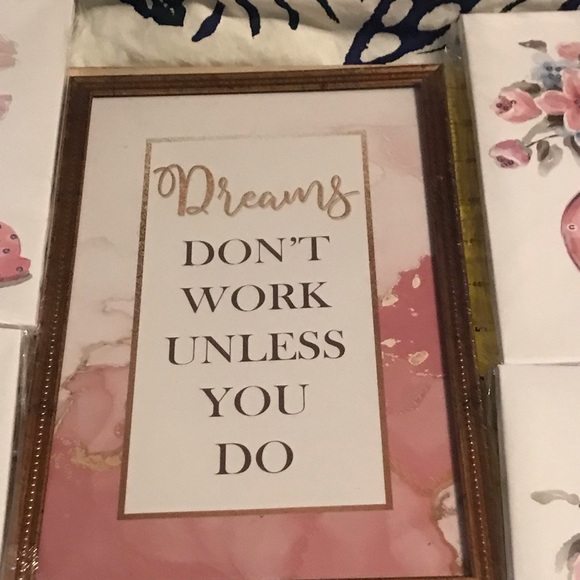 New “Dreams DON’T WORK UNLESS YOU DO” 5 Pcs Wall Art: Purse, Heel, Sweet, Beauty - Picture 2 of 16